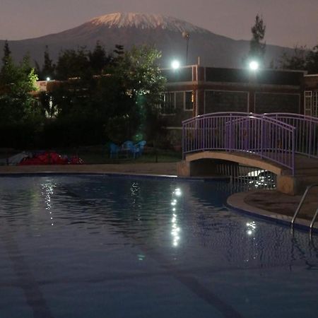 Amboseli Gateway Hotel Kimana Extérieur photo